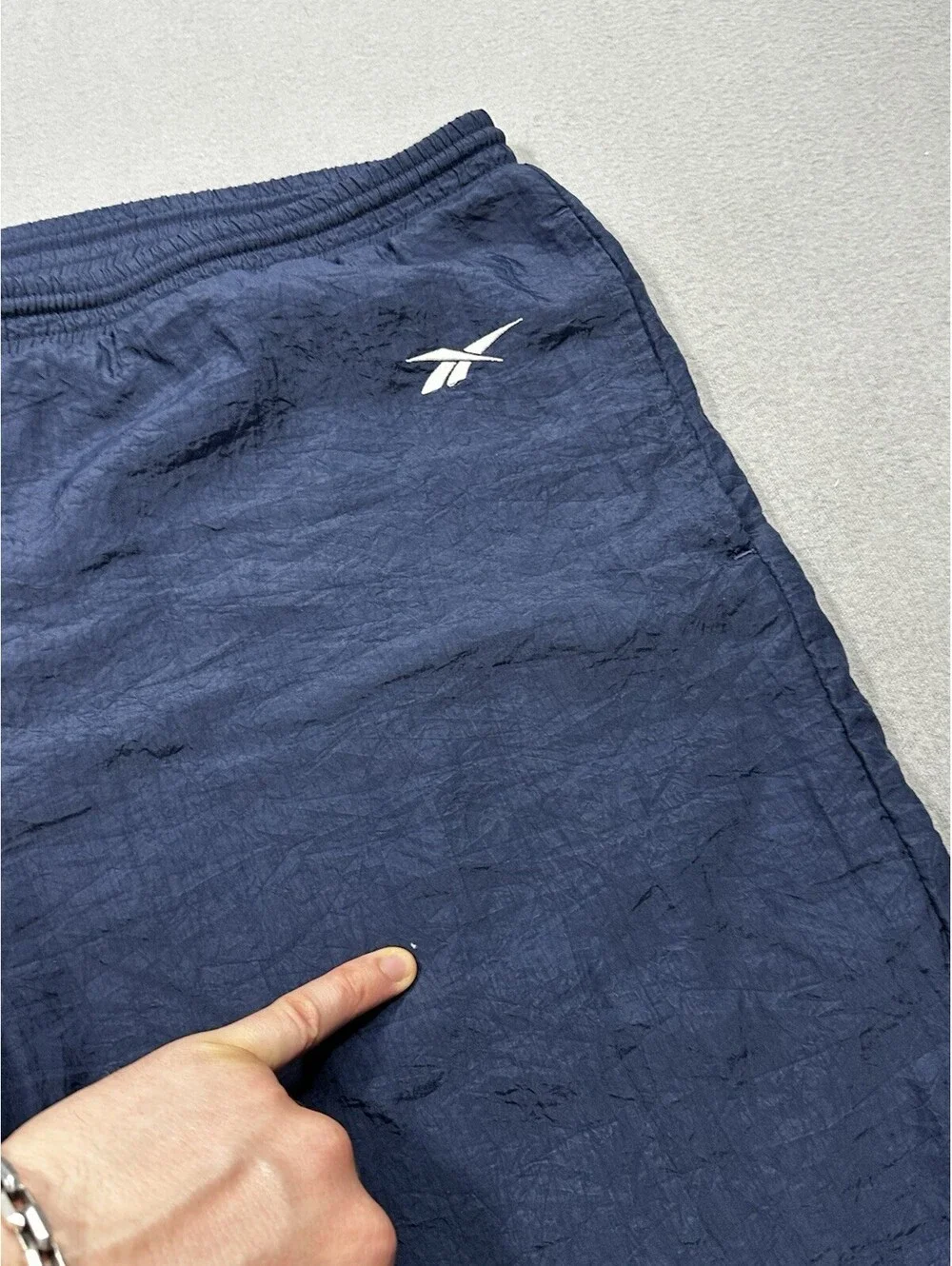 Vintage Reebok Track Pants Mens Large Navy Nylon Joggers Y2K Windbreaker